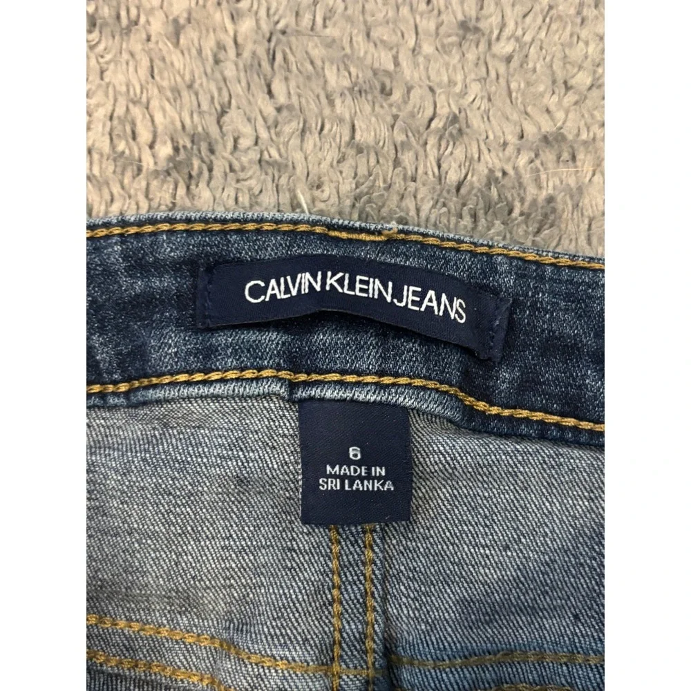 Calvin Klein Jeans Womens Size 6 Medium Wash Skinny Denim Blue Jeans 1345304